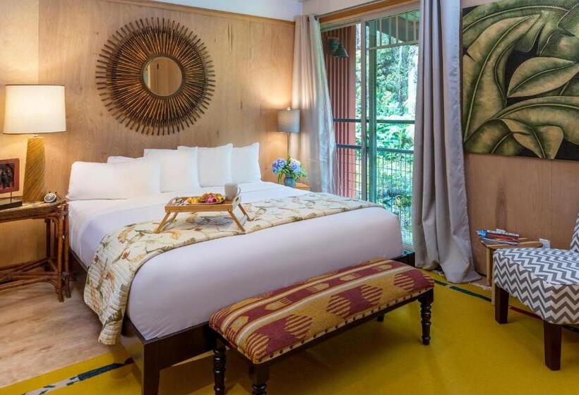 חדר בסיסי, Volcano Village Estates