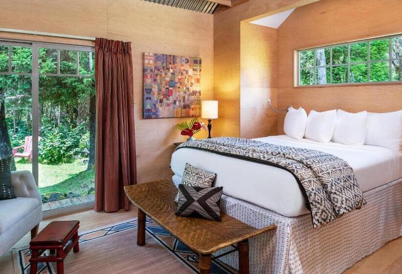 דירה בת חדר שינה 1 עם מרפסת, Volcano Village Estates