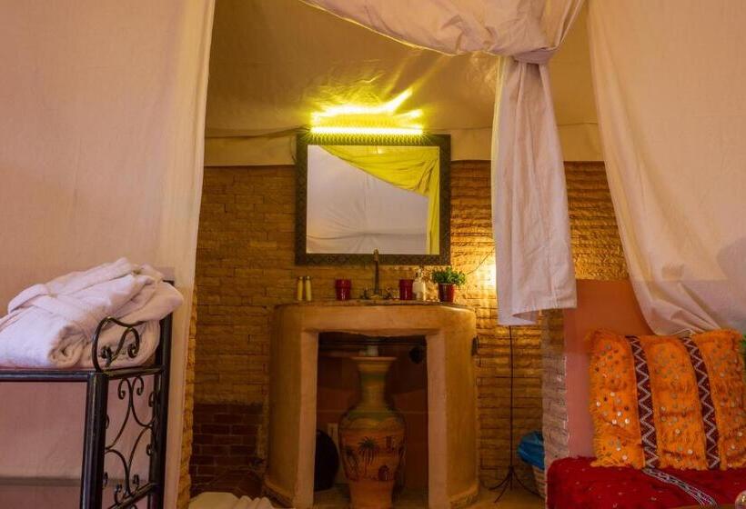 چادر با خدمات رفاهی استاندارد, Les Sources Berbères Riad & Spa