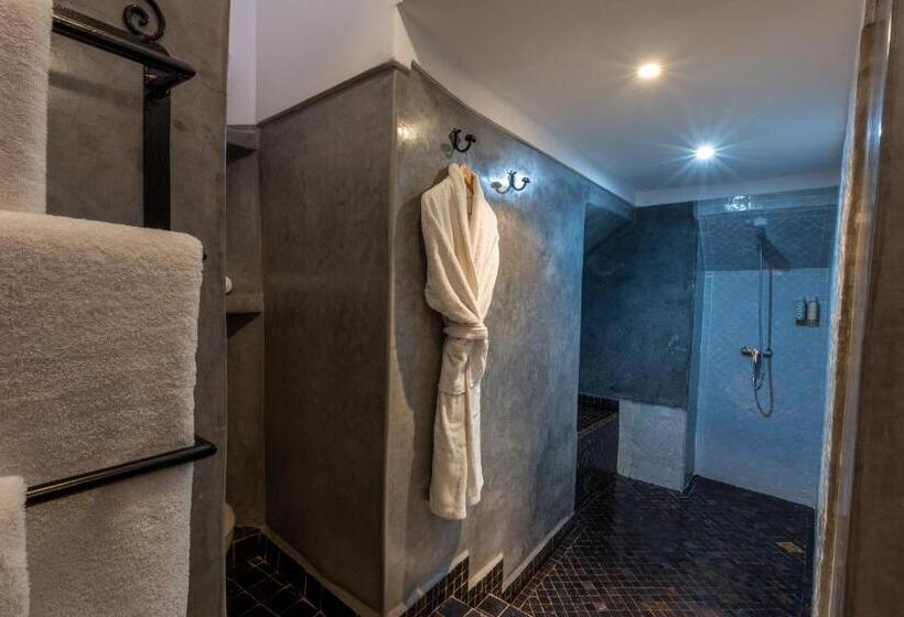 اتاق کلاسیک سه تخته, Les Sources Berbères Riad & Spa