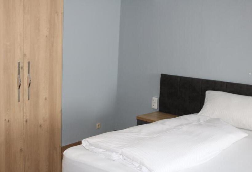 Номер Стандарт Индивидуальный, Louis Hotels