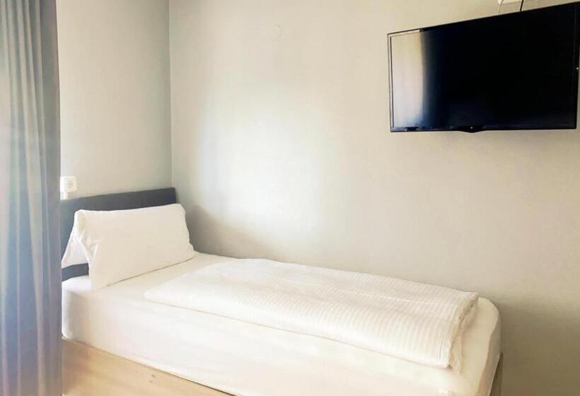 Номер Стандарт Индивидуальный, Louis Hotels