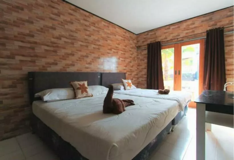 バルコニー付きスタンダードトリプルルーム, Clamonic House Nusa Dua
