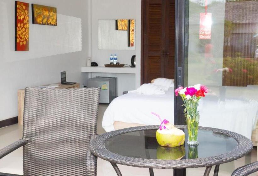 غرفة كومفورت, The Reef Resort