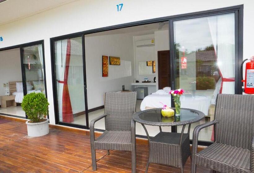 غرفة كومفورت, The Reef Resort