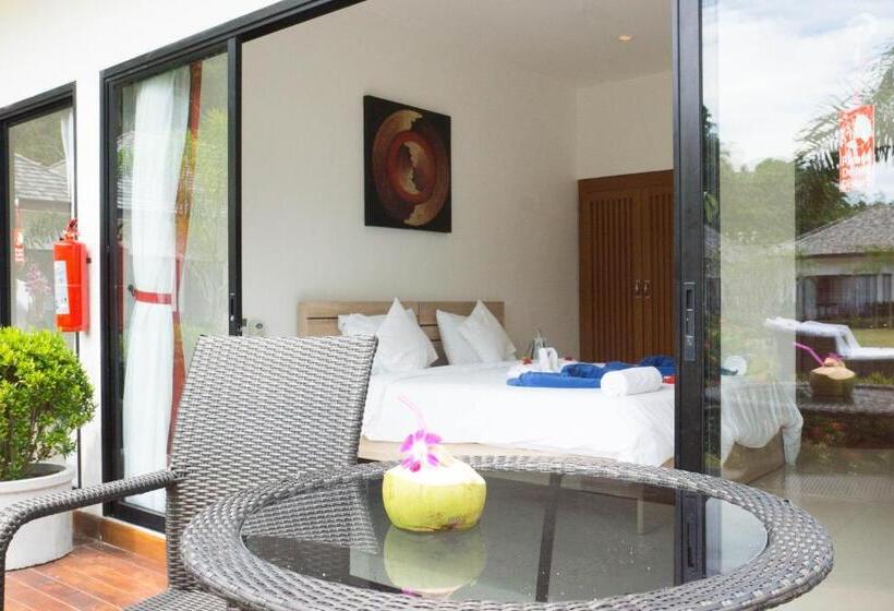 غرفة كومفورت, The Reef Resort