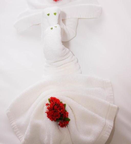 غرفة كومفورت, The Reef Resort