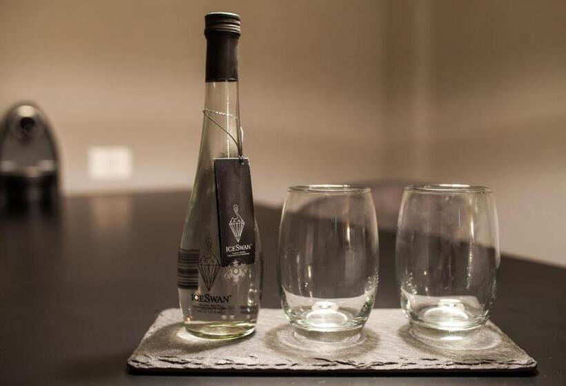 מיטת קינג בסוויטה, Solace Hotel Santiago