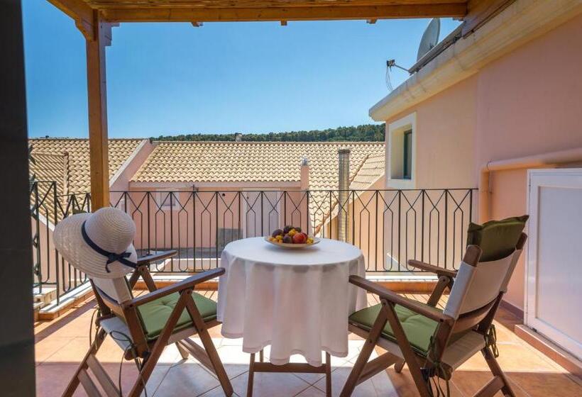 침실 1개 발코니 아파트, Rouchotas Apartments