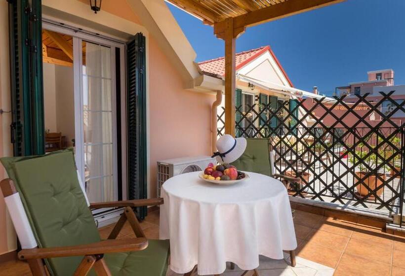 침실 1개 발코니 아파트, Rouchotas Apartments