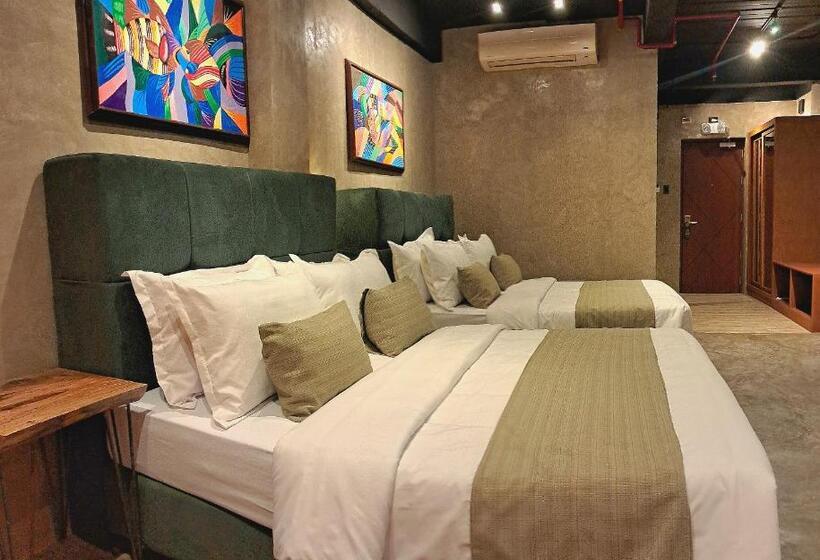 חדר דלוקס, Aqua Frontier Hotel And Restaurant