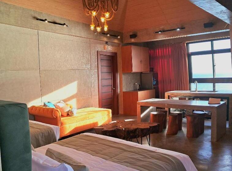 סוויטה נוף לים, Aqua Frontier Hotel And Restaurant