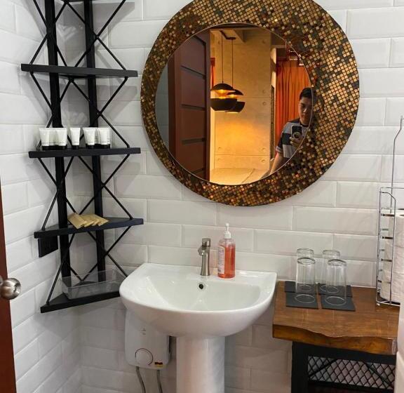 סוויטה נוף לים, Aqua Frontier Hotel And Restaurant