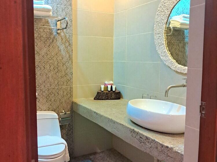 חדר דלוקס, Aqua Frontier Hotel And Restaurant