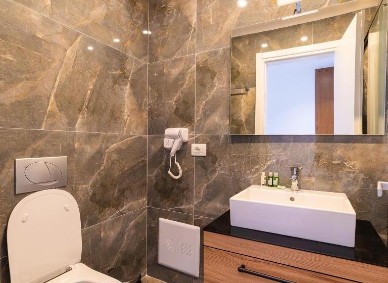 Triple Room Sea View, Dorchester