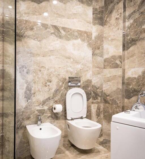 オーシャンビュースイート, Dorchester