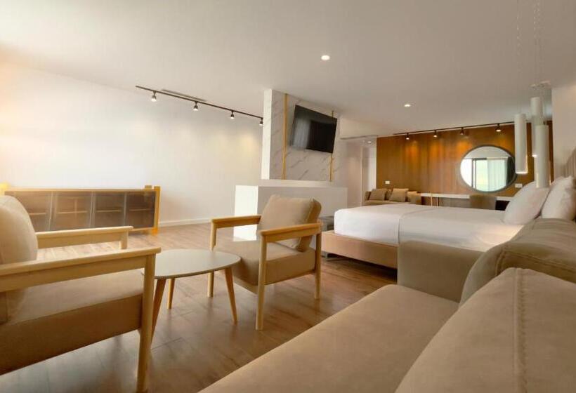 オーシャンビュースイート, Dorchester