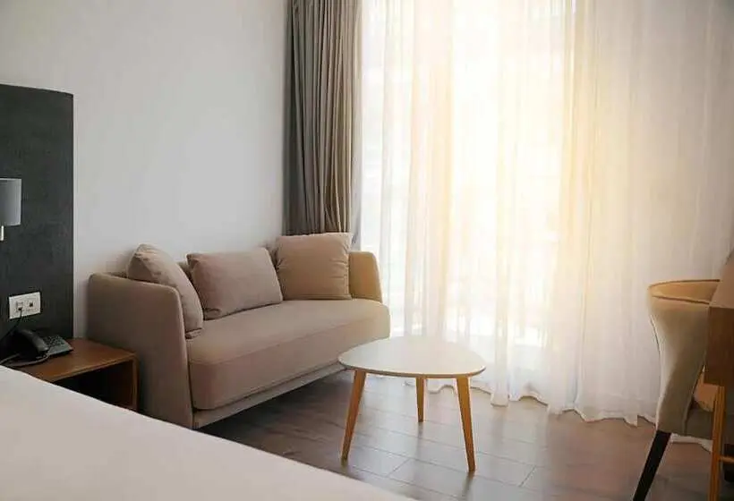 Triple Room Sea View, Dorchester