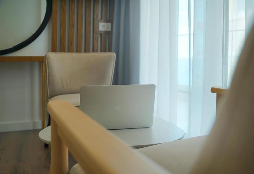 Triple Room Sea View, Dorchester