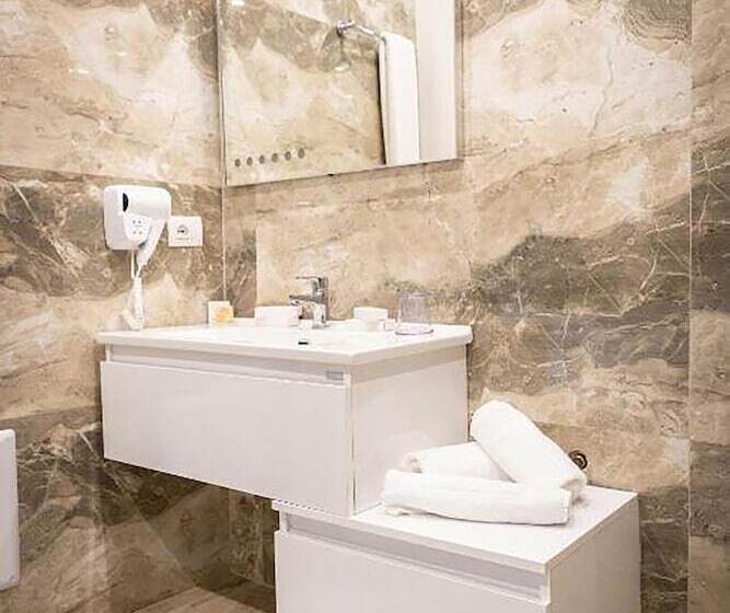 オーシャンビュースイート, Dorchester