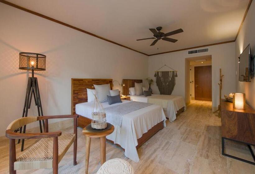 اتاق پریمیوم با بالکن, Kimpton Aluna Resort Tulum, An Ihg