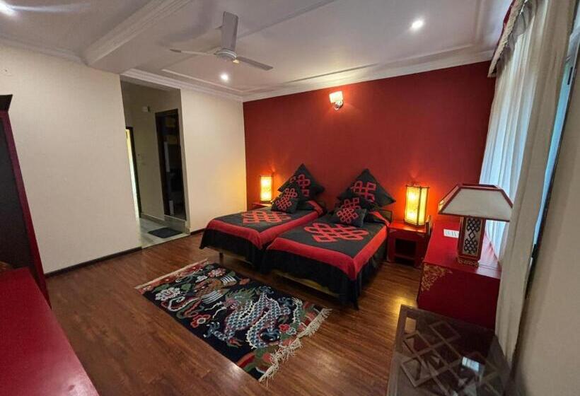 Номер Economy, Serkong House