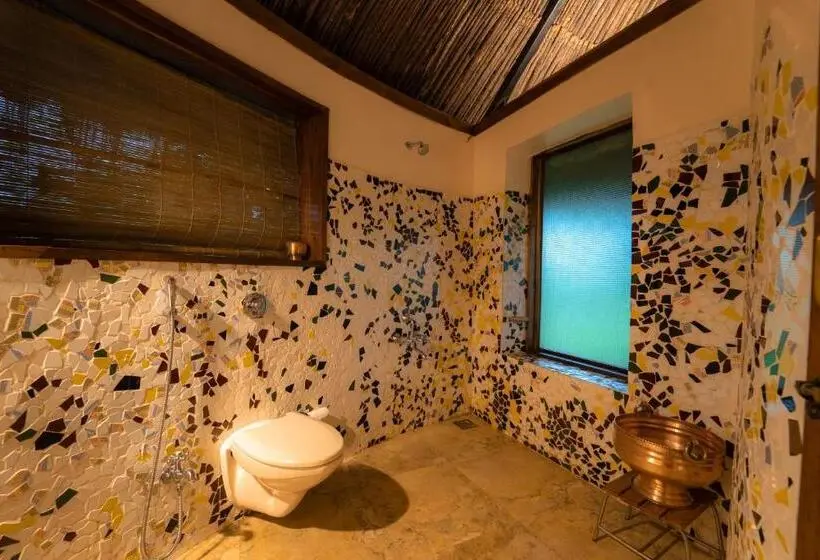 キングサイズベッドのスタンダードルーム, Shatavari Eco Resort
