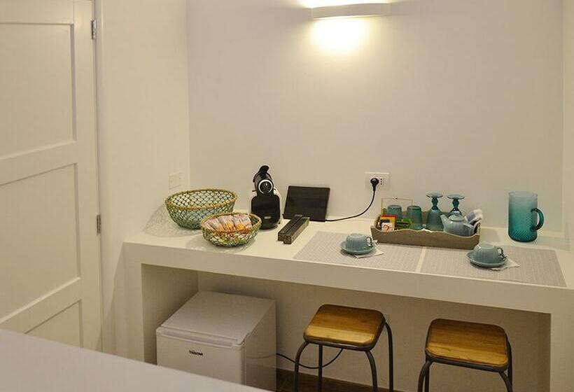 חדר סטנדרט עם מרפסת, B&b Suite Home Trani Old Town