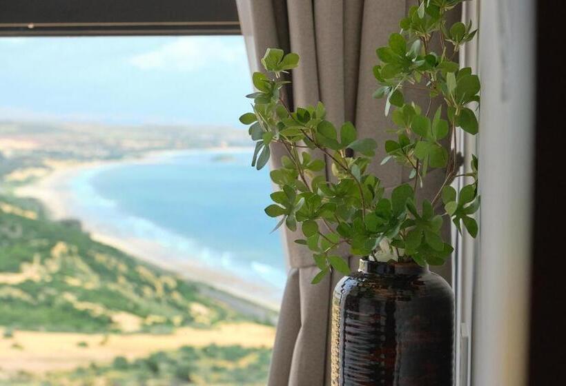 اتاق خانوادگی با چشم‌انداز دریا, Apec Mandala Mui Ne By Audile