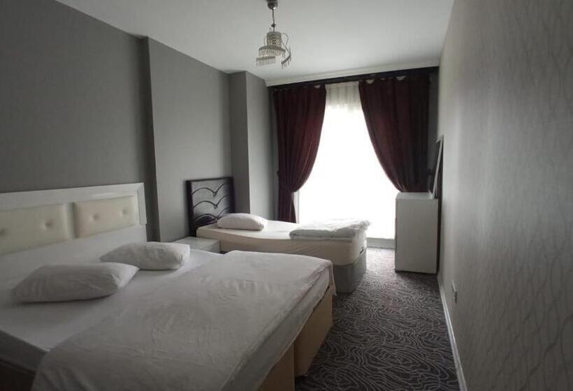 家庭间, İnci̇ House