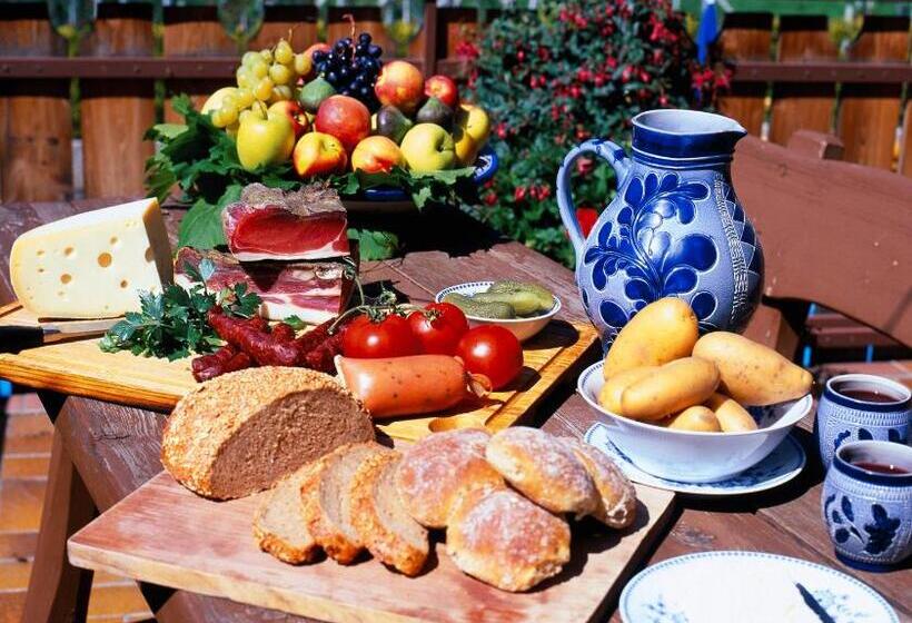 חדר סטנדרט עם מרפסת, Pension Linserhof