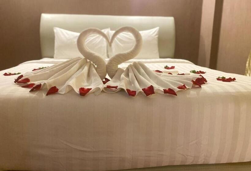 Номер Стандарт, Sinakhone Vientiane