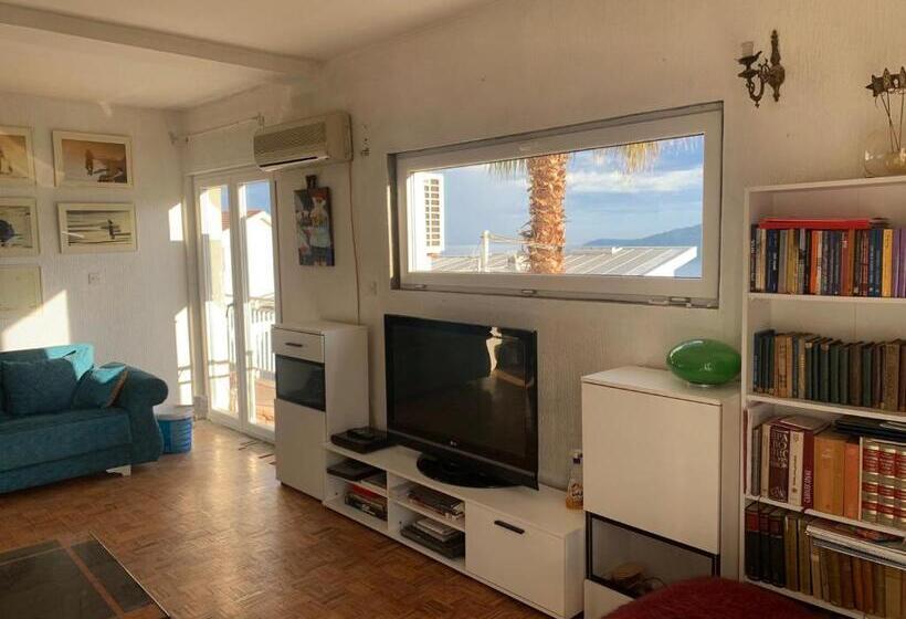 استودیوی استاندارد با چشمانداز دریا, Apartments Maya