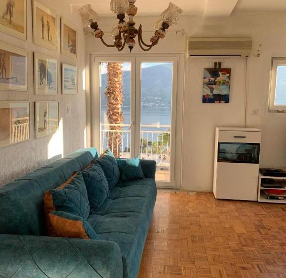 استودیوی استاندارد با چشمانداز دریا, Apartments Maya