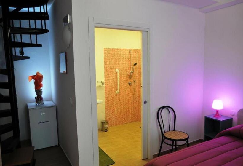 חדר אקונומי, Casa34