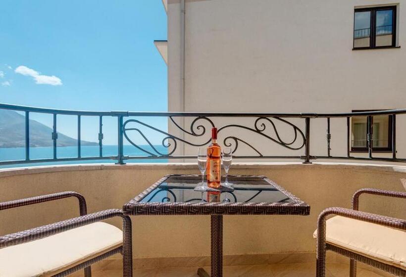 اتاق استاندارد با بالکن و چشمانداز دریا, Porta Volta Residence