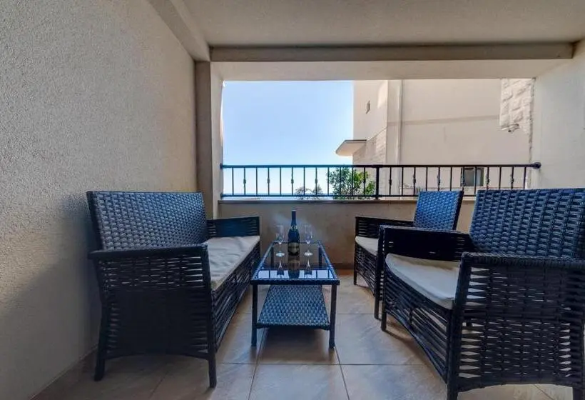 آپارتمان 1 خوابه با چشمانداز دریا, Porta Volta Residence