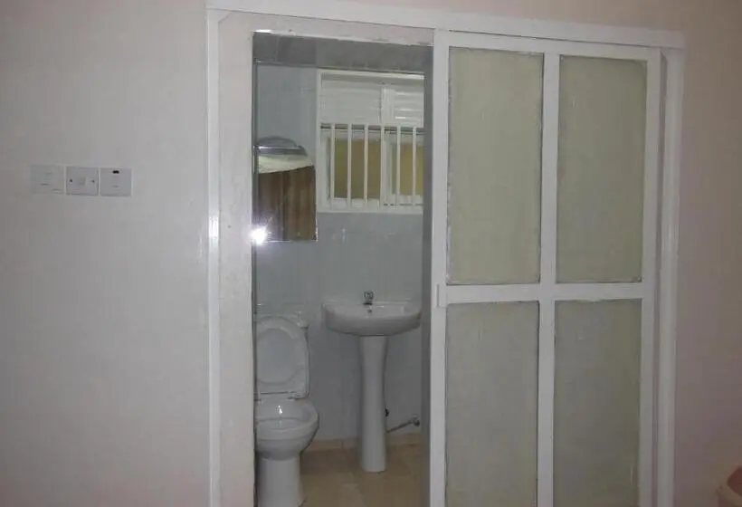 اتاق استاندارد یک نفره, Psalms Motel