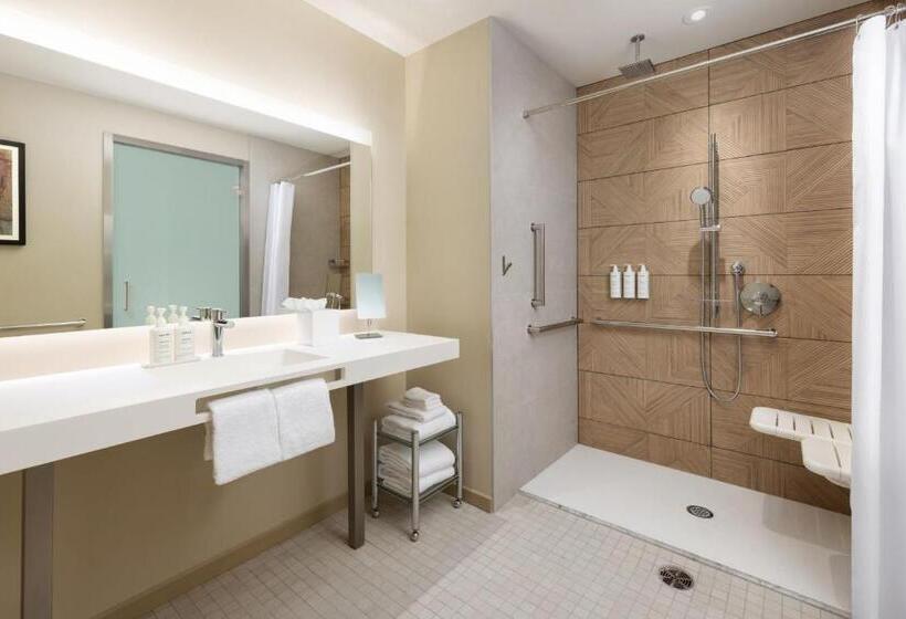 اتاق لوکس با چشم‌انداز شهر, Ac Hotel By Marriott Honolulu   All New