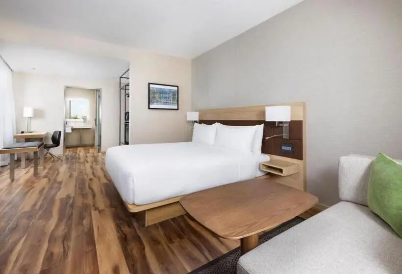 キングサイズベッド、シティビューデラックスルーム, Ac Hotel By Marriott Honolulu