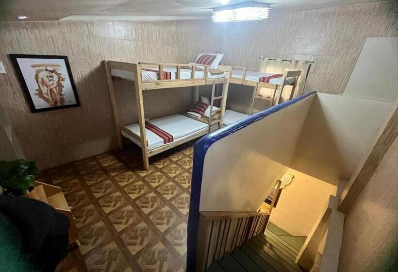 استودیو استاندارد با چشم‌انداز, The Gather Inn Room Rentals   Baguio City