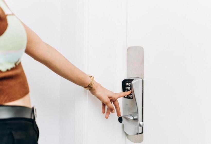 디럭스 룸, Atomihotel: Contemporary Comfort Steps From The Atomium!