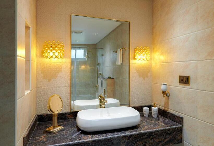 Номер Superior Кровать Кинг, Clouds Nest By Aanvis Inn