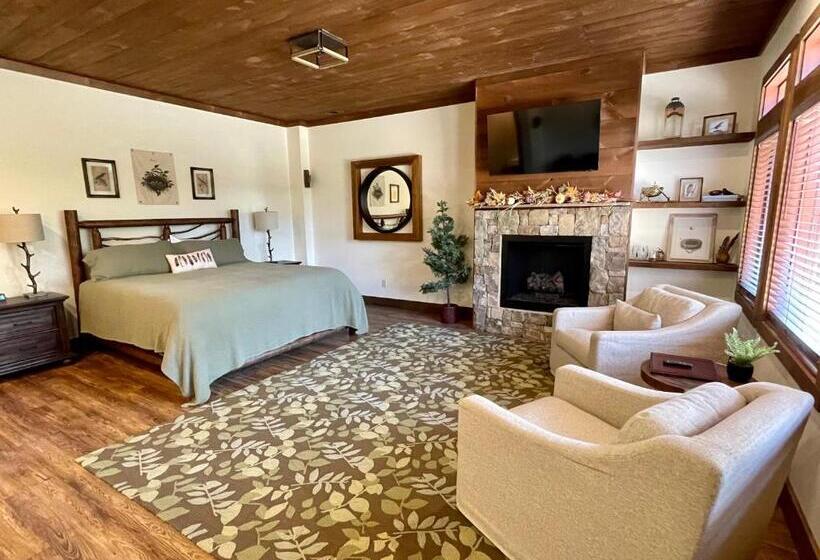 Люкс Кровать Кинг, The Dogwood Inn