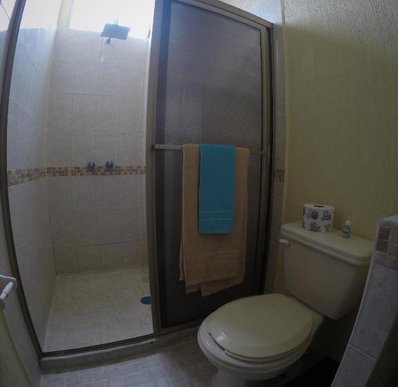 Quarto Estandar com Sacada, Hospedaje La Mexicana