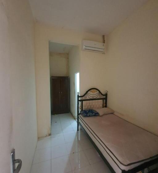 חדר סטנדרט, Oyo 93114 Salak Homestay