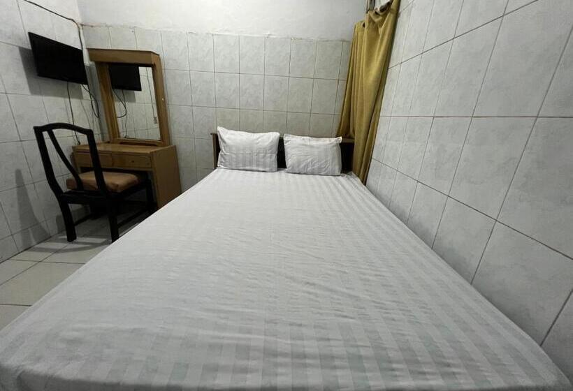 اتاق استاندارد, Oyo 93137 Kost Maharaja