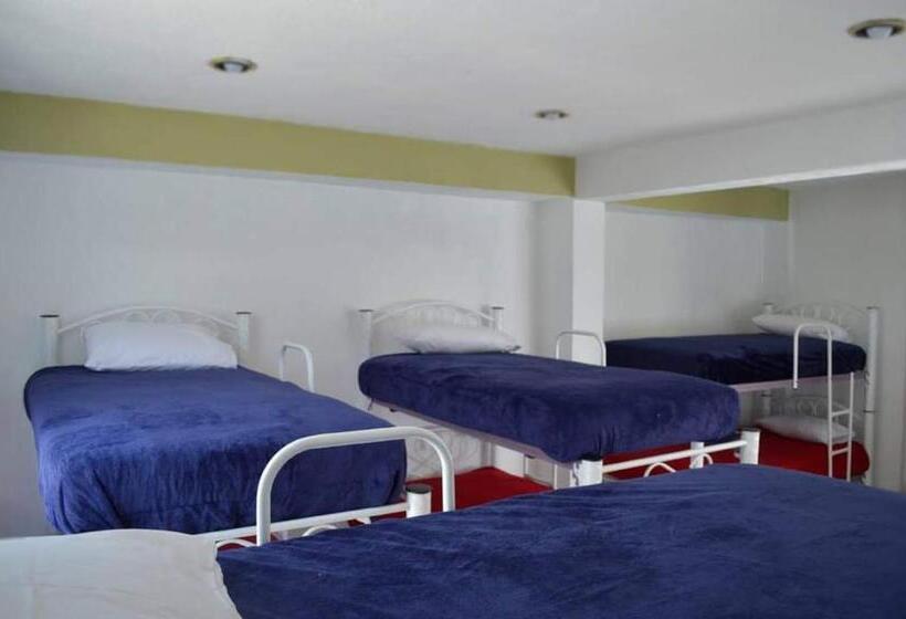 اتاق کلاسیک چهارنفره, Kahlo Habitacion#1