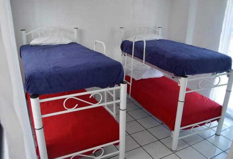 اتاق عادی, Kahlo Habitacion#1