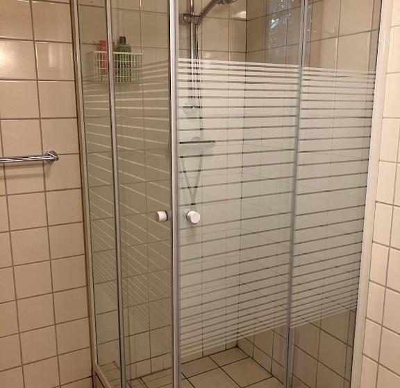 １ベッドルームハウス, Waerdenhoeve